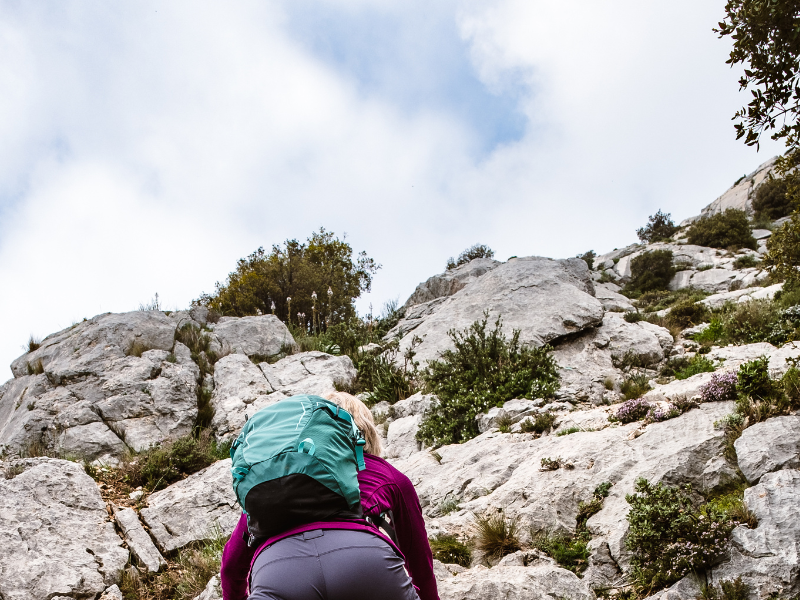 What Is Scrambling in Hiking? Your 5-Minute Guide