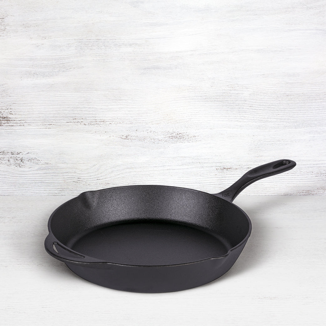 Barebones Cast Iron Skillet