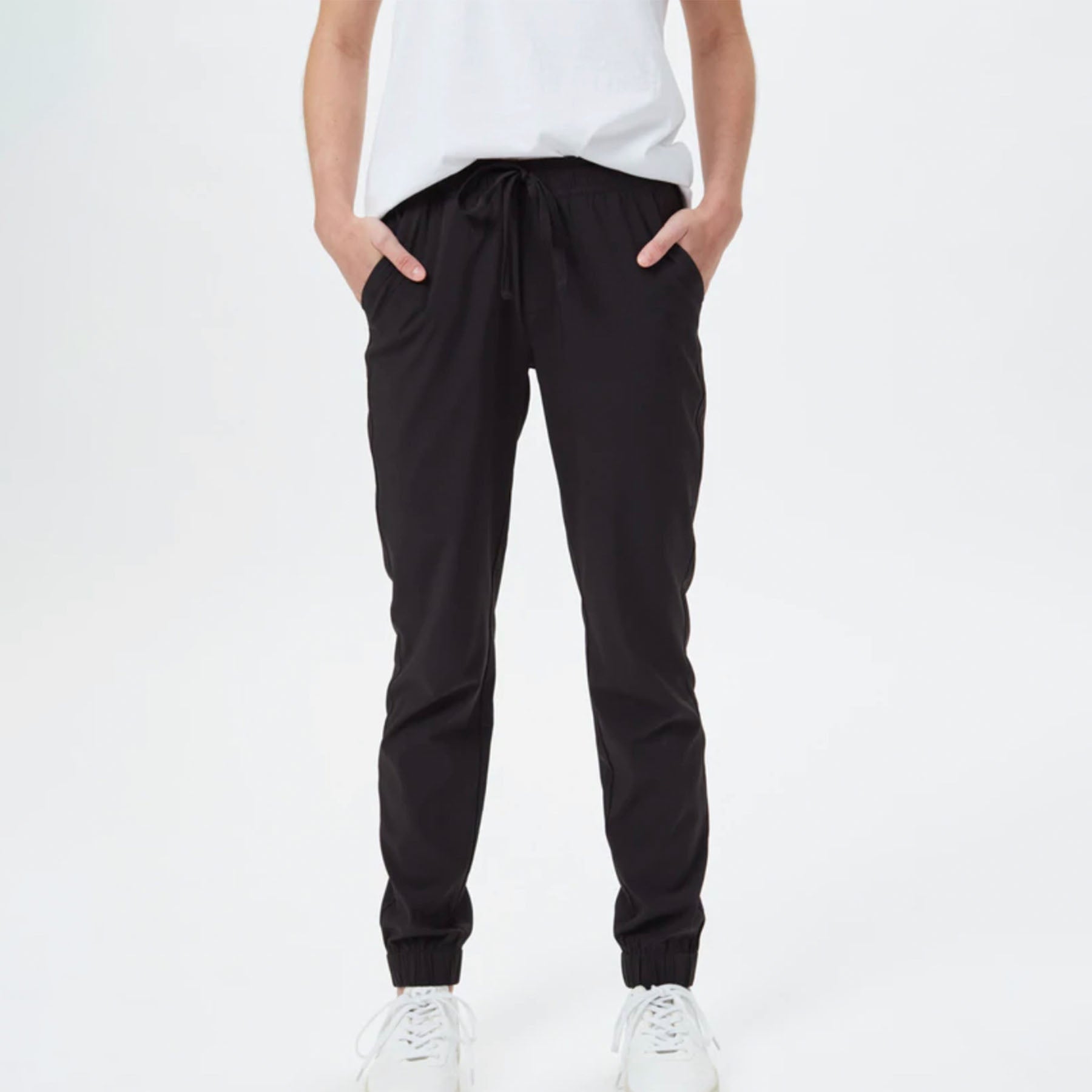 Up close image featuring the front of Ten Trees' Women's Destination Jogger in black