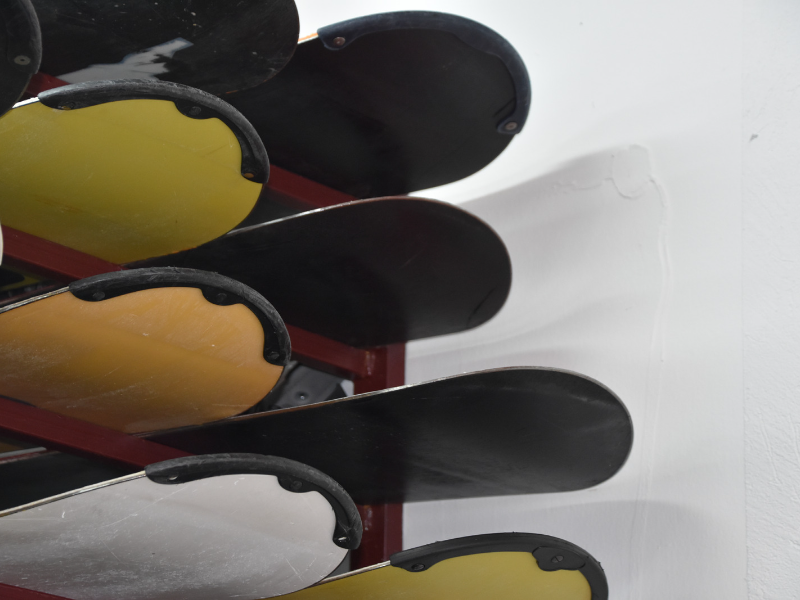How to Measure Snowboard Size, For Beginners